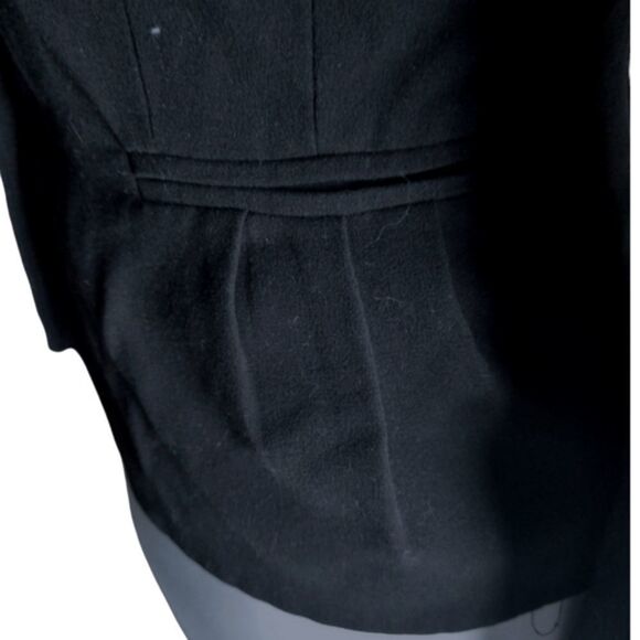 H&M Black Soft Blazer Jacket with Tulip Hem - Picture 9 of 13